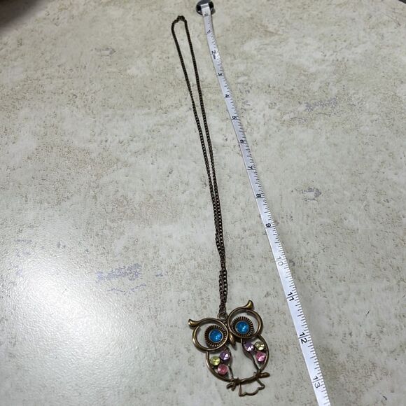 Cute, Quirky Owl Necklace - Picture 5 of 5